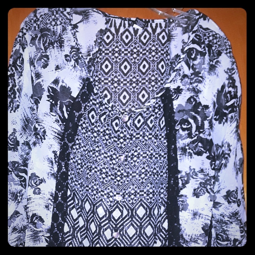 Tunic button up top